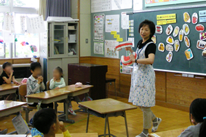 表情力セラピスト　中川よしこ